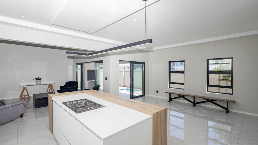 3 Bedroom Property for Sale in Sandown Western Cape